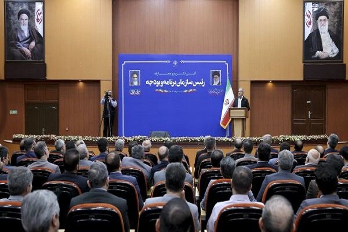 ضرورت نظارت برخط سازمان برنامه بر نحوه هزینه بودجه دستگاهها /رضایت مردم رسالت اصلی دولت چهاردهم است