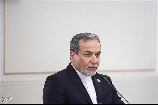 اعتراض وزیر خارجه ایران به دستگیری غیرقانونی اتباع ایران در کویت 