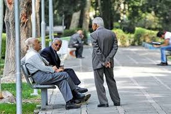 بمب خبری برای بازنشستگان | افزایش حقوق مستمری‌بگیران تصویب شد!