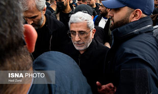 تصاویر: حضور جمعی از مسئولان در راهپیمایی ۲۲ بهمن - تهران