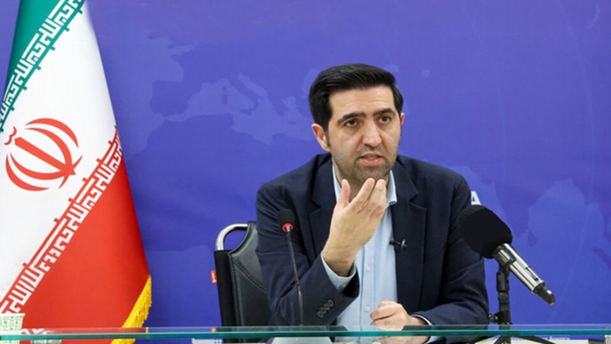 آجرلو: اصلاحطلبان رادیکال یک نوع نگاه فانتزی و رمانتیک و شکلاتی به غرب و آمریکا دارند