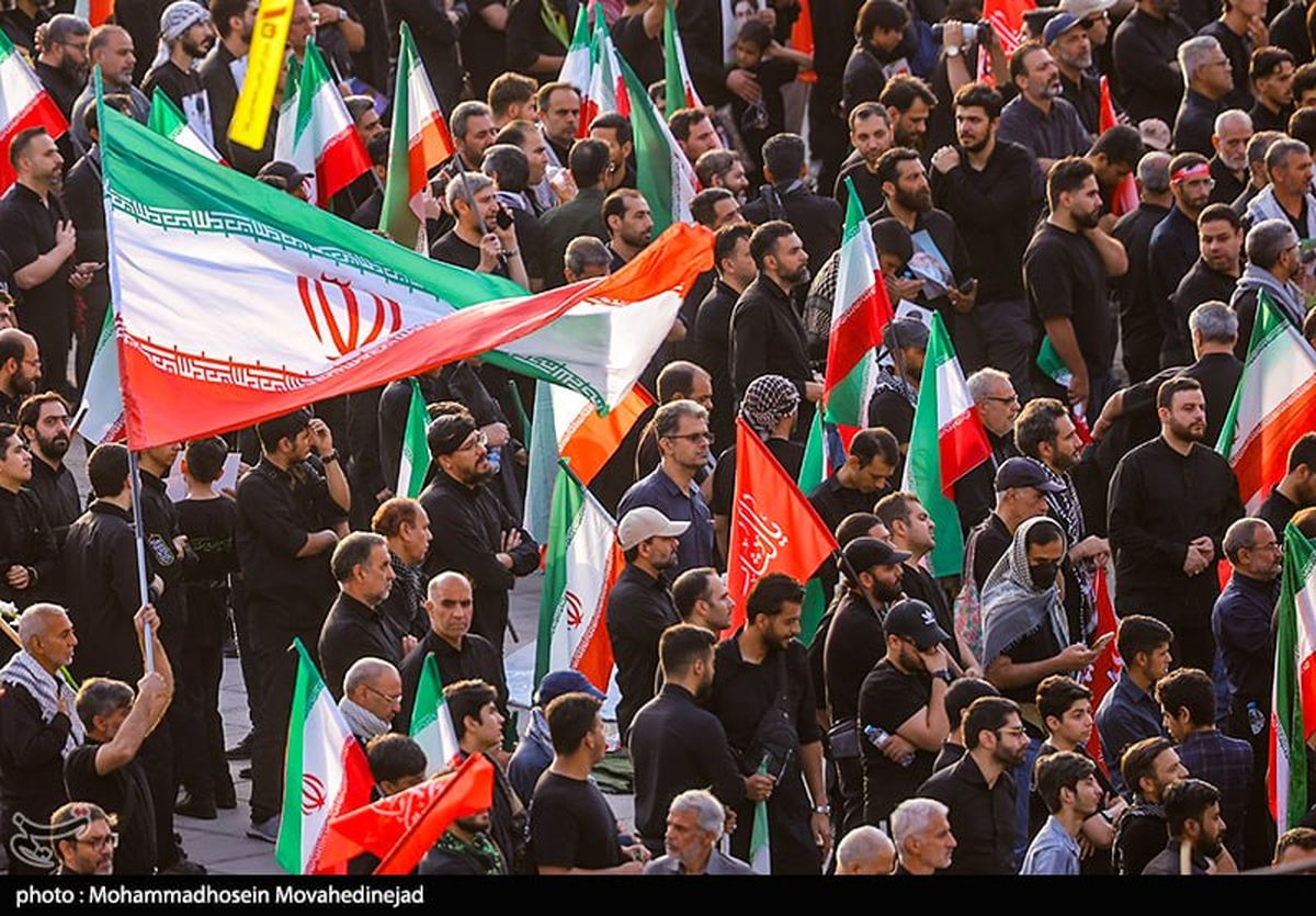 وداع تاریخی مردم ایران با پیکر مطهر رهبر شهید انقلاب/جزئیات تشییع رهبر شهید در قم /تشییع زمینی پیکر رهبر شهید؛ پایان مراسم وداع در ساعت ۲۰ یکشنبه+فیلم