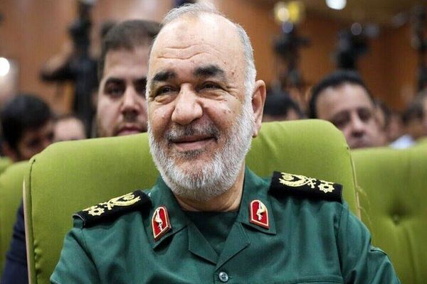 شهید سلامی: رزمندگان نیروی هوافضا امید مردم ایران هستند و کابوس دشمن