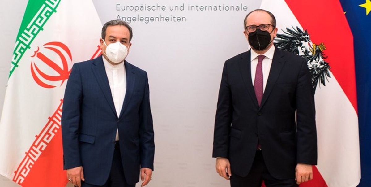 ملاقات دوستانه عراقچی با وزیر خارجه اتریش