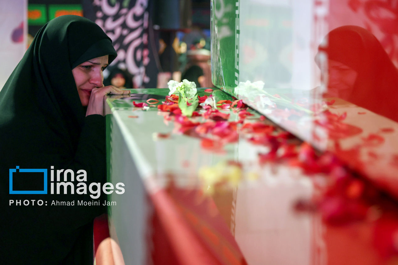 تصاویر: وداع با ۱۰۰ شهید گمنام