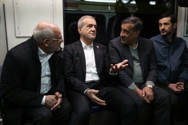 پزشکیان: توسعه حمل‌ونقل عمومی، اولویت جدی دولت است