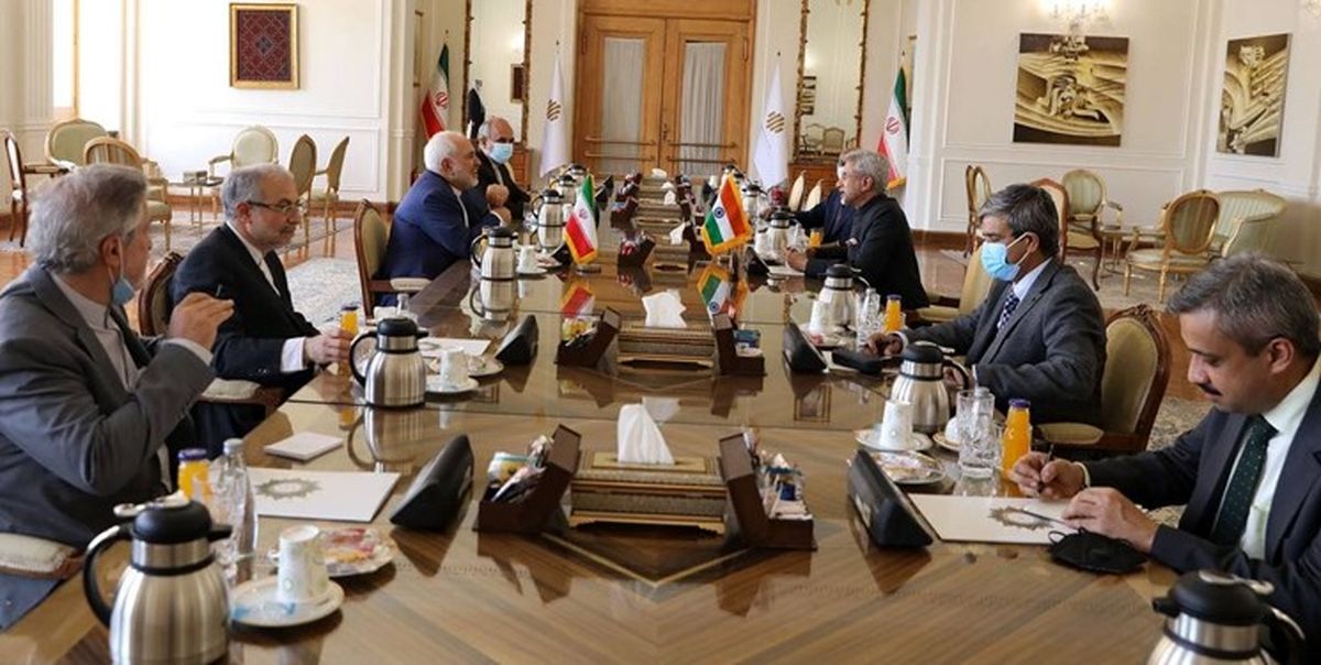 در دیدار ظریف و همتای هندی اش چه گذشت؟