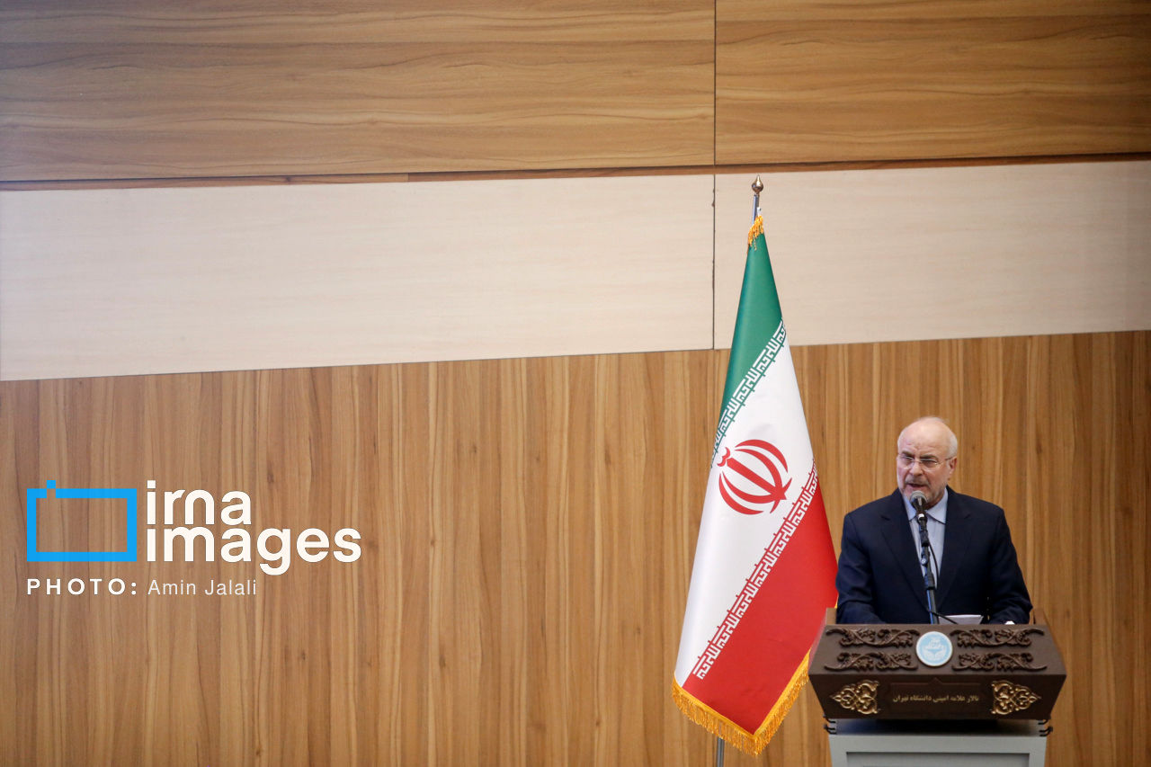 قالیباف: بدون شفافیت مردمیسازی شعار است / قدرت داده از هر قدرتی بالاتر است