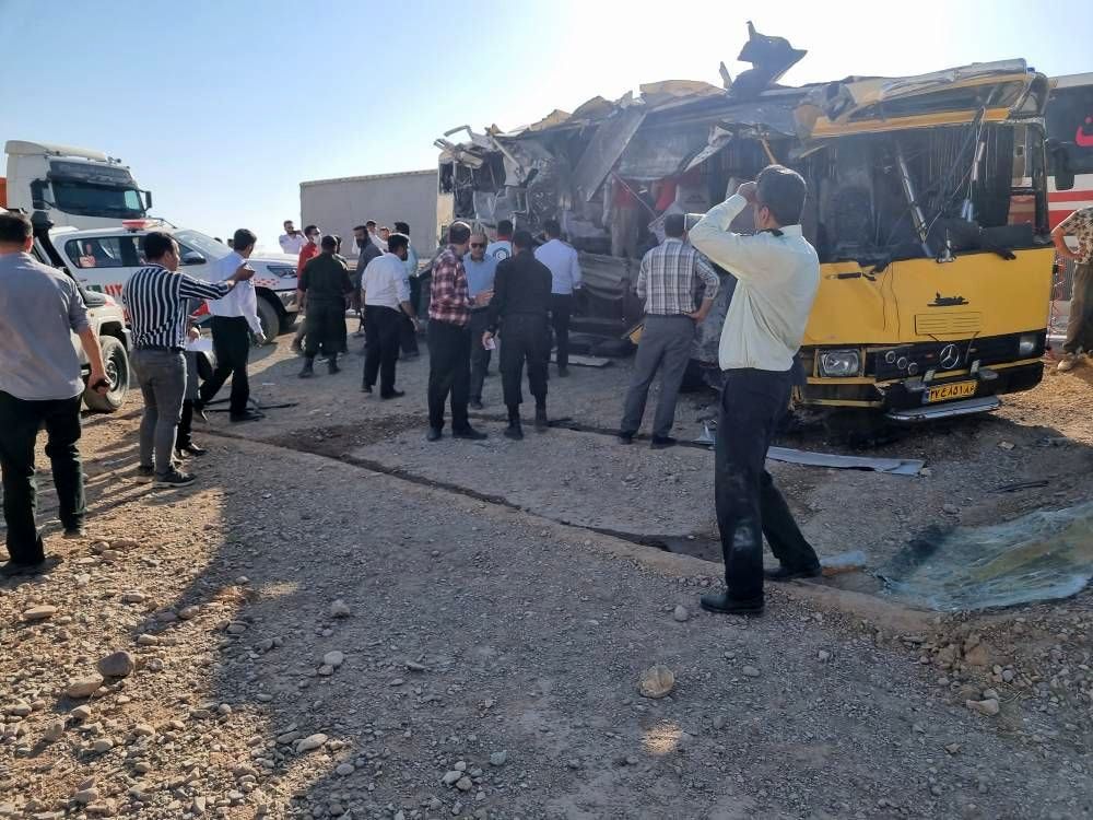 تصاویر حادثه اتوبوس حامل دانشجویان در سمنان | اسامی فوتی‌ها
