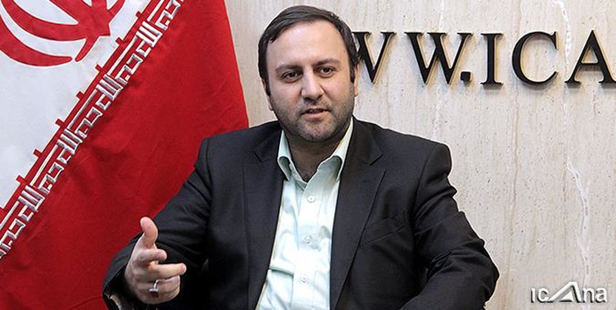 
پیرهادی: تبعات فقر یک سوم جمعیت کشور را نباید پشت برچسب‌زنی‌های سیاسی پنهان کرد