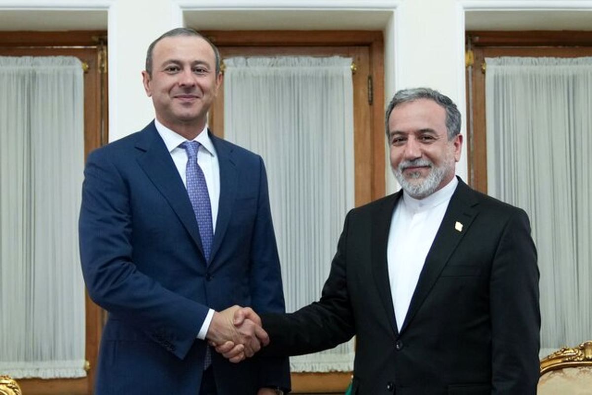 عراقچی: هیچ محدودیتی برای گسترش مناسبات بین ایران و ارمنستان وجود ندارد