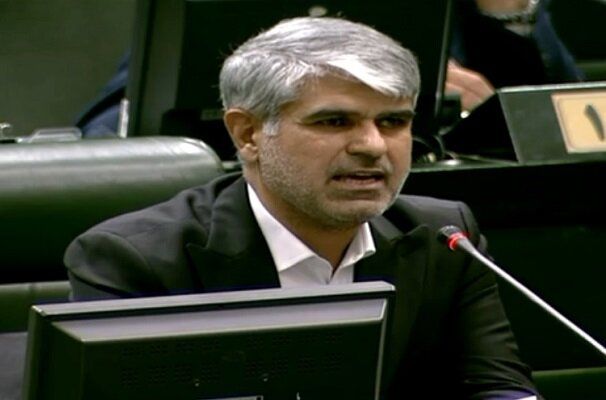 پرداخت مطالبات معلمان بازنشسته نیمه دوم ۱۴۰۰ در سال آینده  