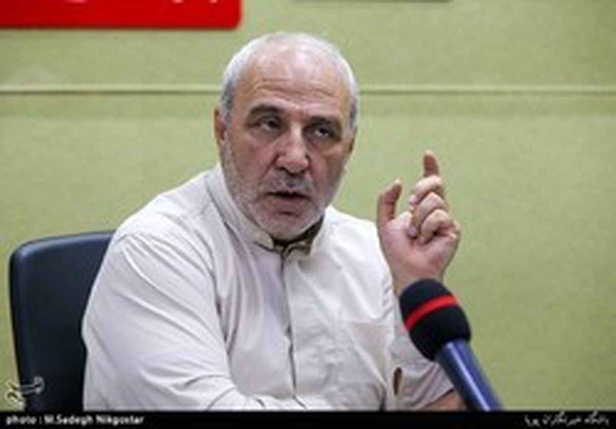 انتقاد تند حاجی دلیگانی از بسته ارزی ۴۲۰۰ تومانی