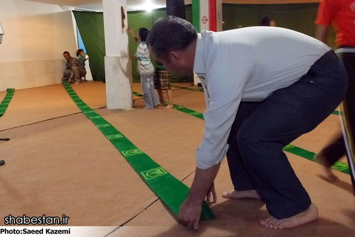 اعزام امام جماعت برای جمع همسایهها/ نماز جماعت مسجد و پارکینگ نمیشناسد