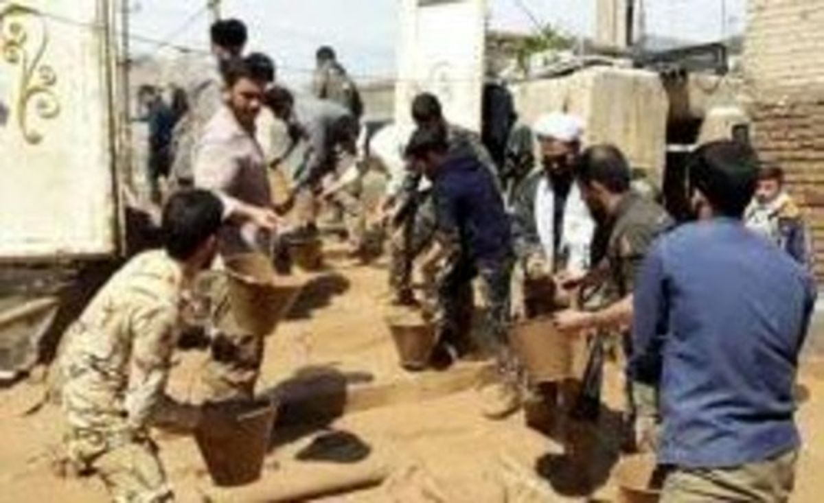 غذای لاکچری نیروهای جهادی در لرستان +عکس