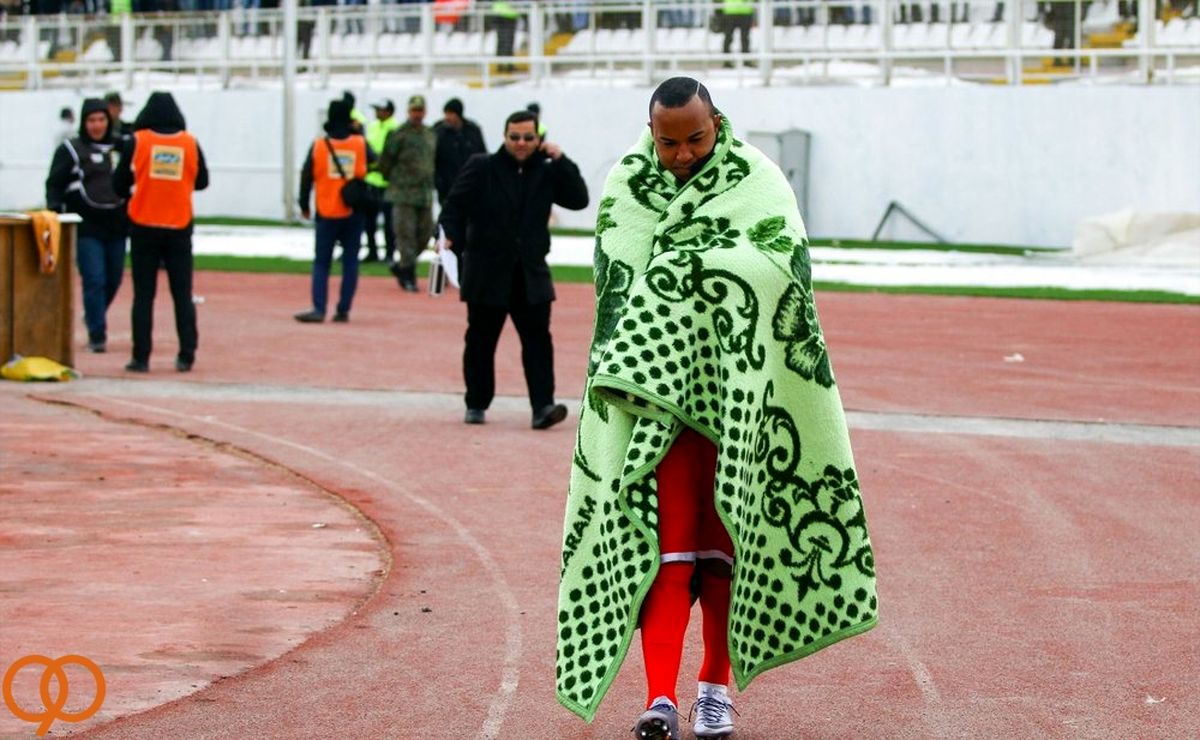 عکس: استتار ستاره تراکتور در سرمای تبریز