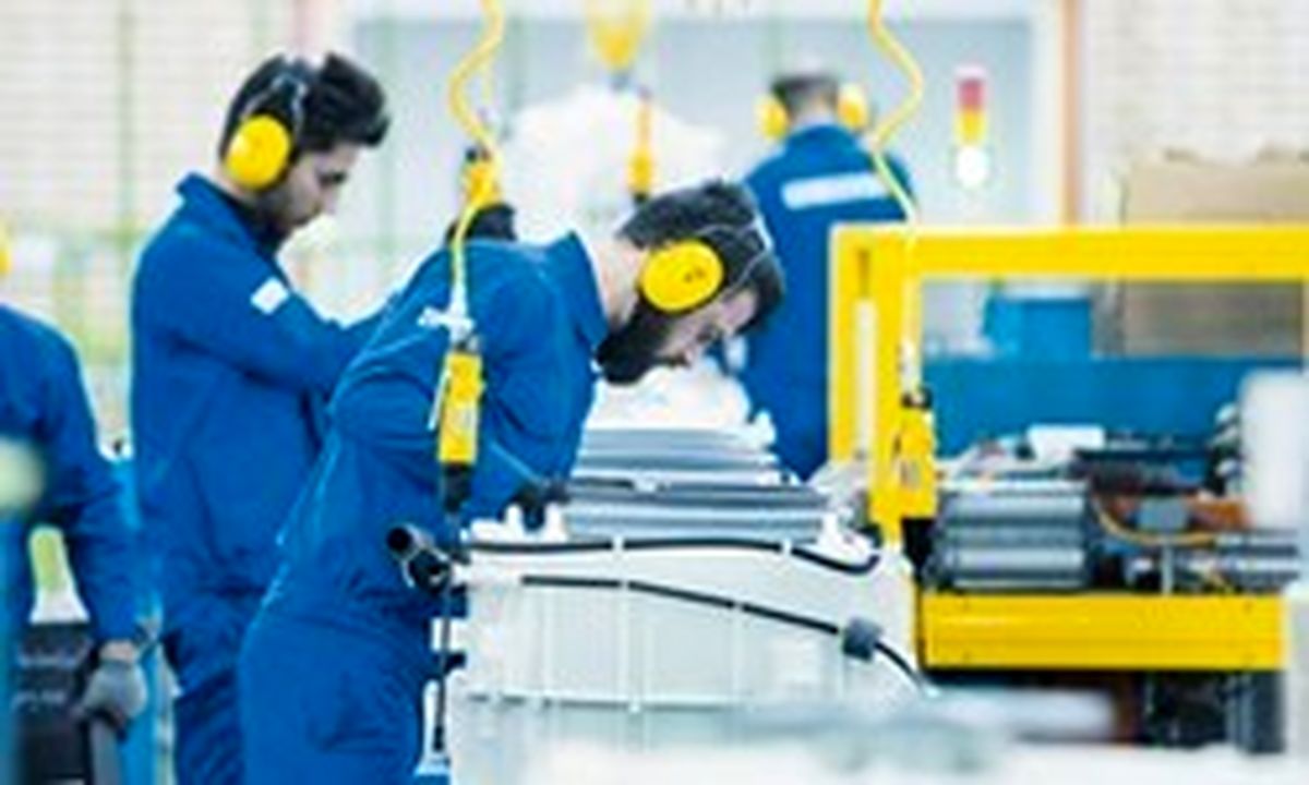 هشدار درباره افزایش نرخ بیکاری به بالای ۱۵ درصد