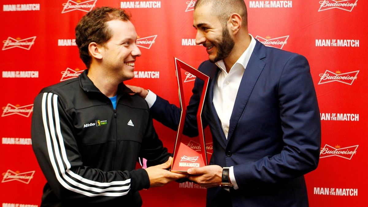 دومین جایزه جام جهانی برای بنزما/ عکس