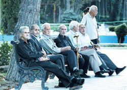 یکسان سازی حقوق بازنشستگان به کمک دولت