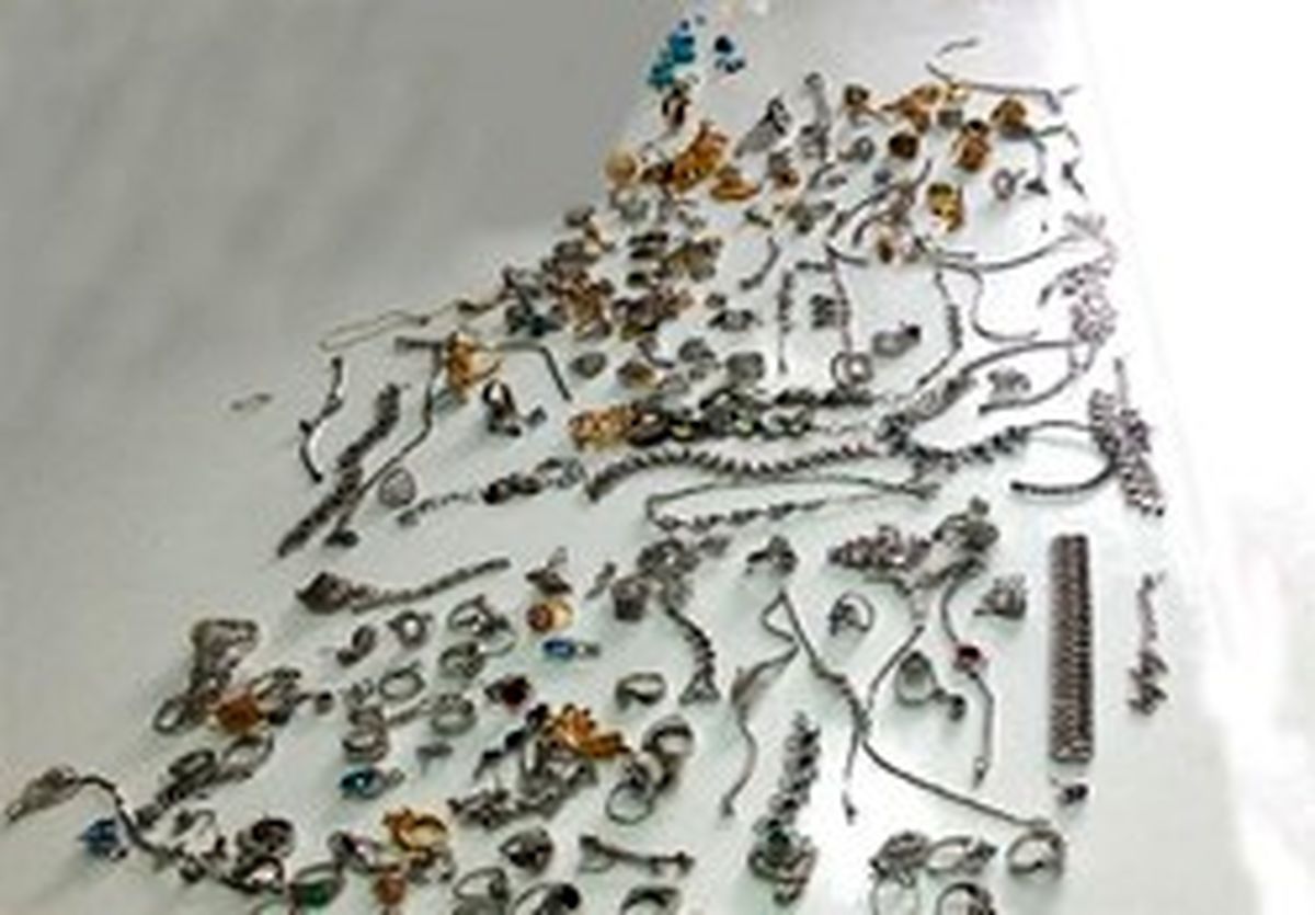 بازداشت ۲ سارق طلافروشی خیابان پیروزی +عکس