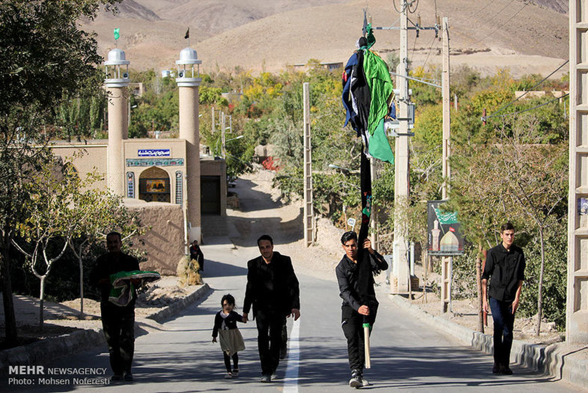تصاویر: آیین سنتی علم بندان در روستای درخش