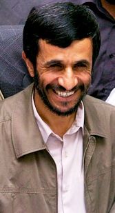 «نمی گذارند» کار کنیم یعنی چه؟ بهانه نیاور!/ دولت نباید کاندیداها را تخریب کند