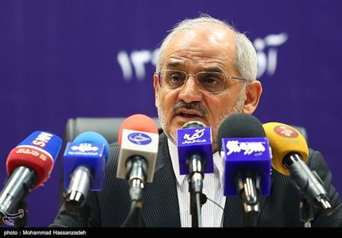 حاجی میرزایی: فردا برای بازگشایی مدارس تصمیمگیری میشود