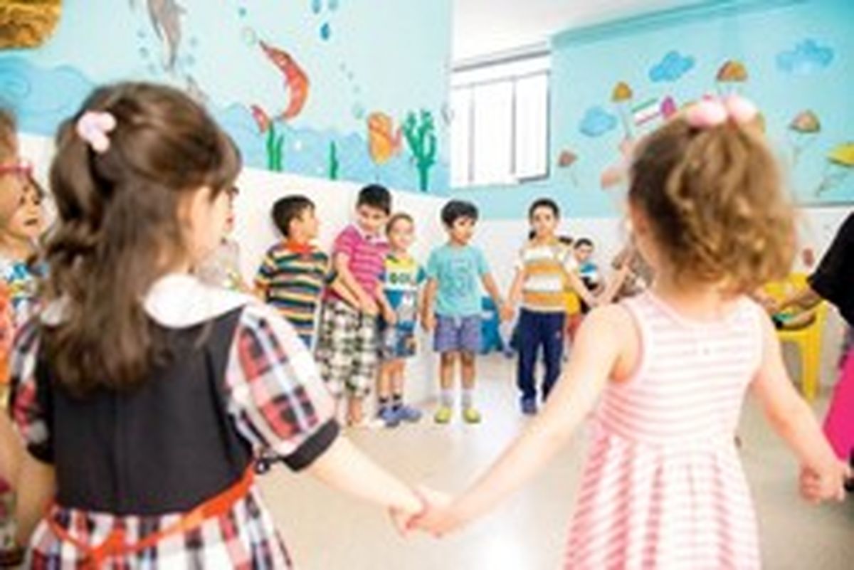 کودکتان از در و دیوار بالا می‌رود؟ شاید مبتلا به این اختلال است!