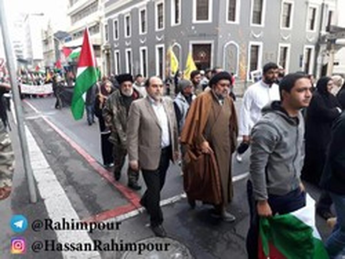 سخنران معروف اصولگرا در آفریقای جنوبی +عکس