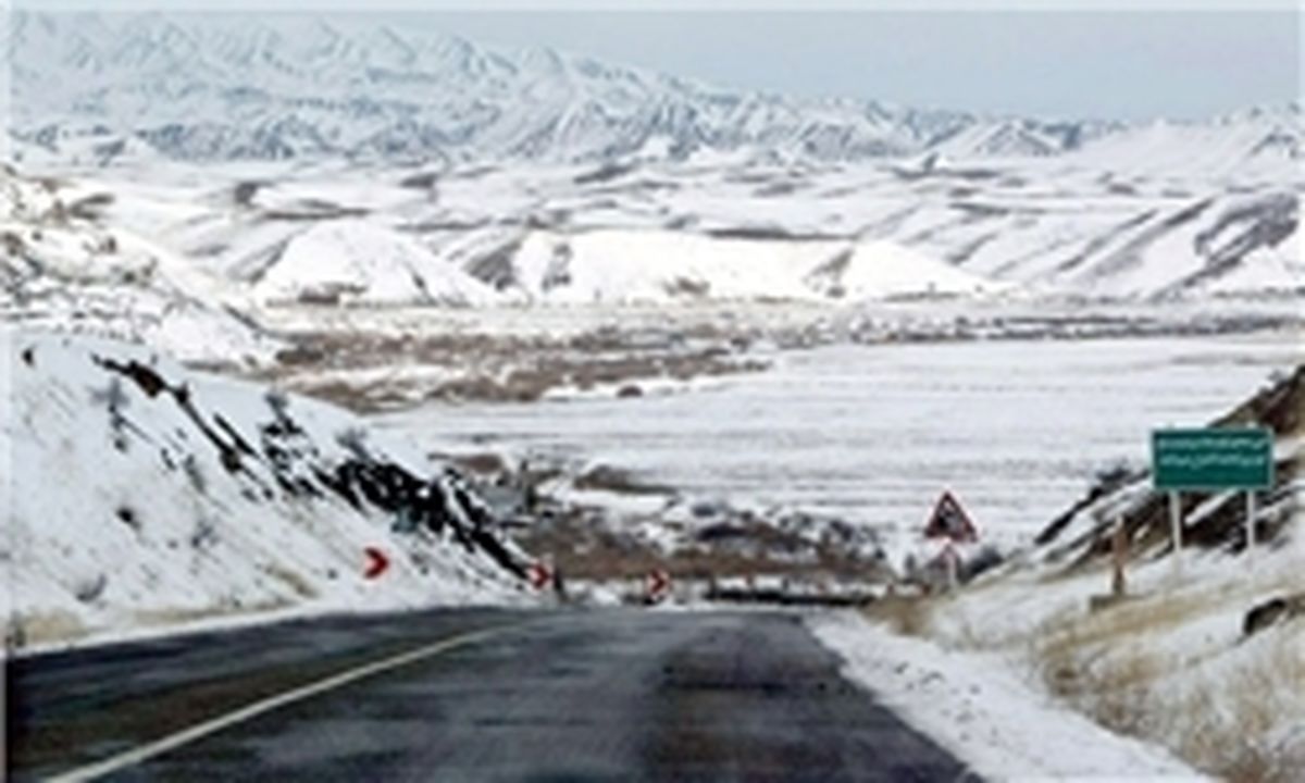 بارش برف و باران در محورهای مواصلاتی ۶ استان کشور