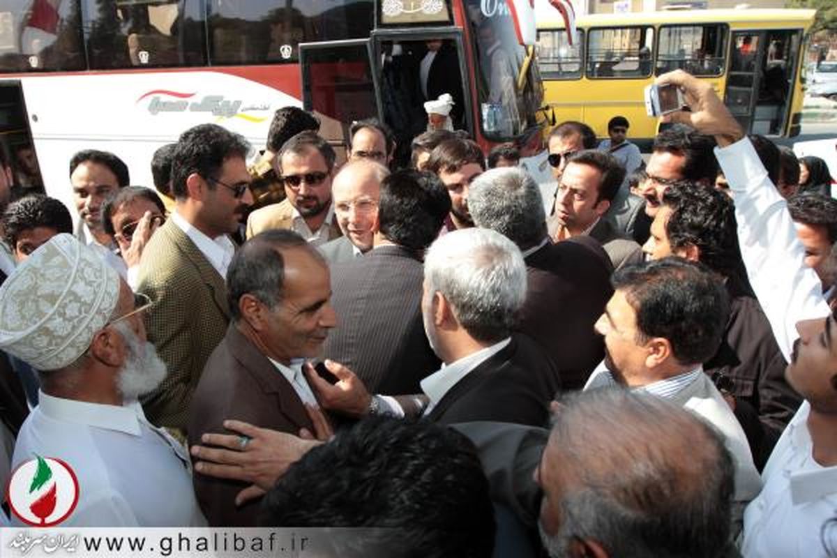 تصاویر‌/‌استقبال‌پر‌شور‌مردم‌زاهدان‌از‌قالیباف