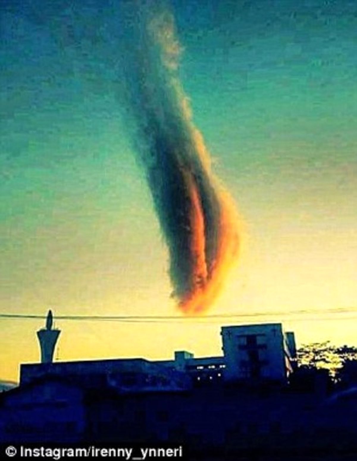 ابر اسرارآمیز برزیلی‌ها را وحشت زده کرد +تصاویر