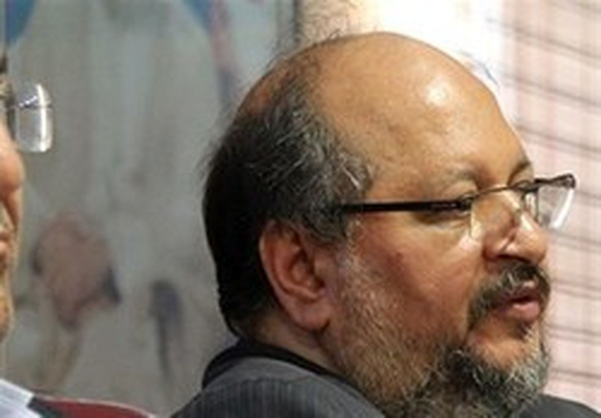 محمد شریعتمداری به بیمارستان رفت