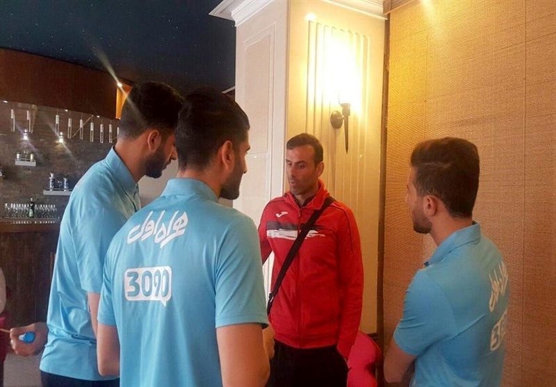 برخورد کاپیتان پرسپولیس با استقلالی‌ها +عکس
