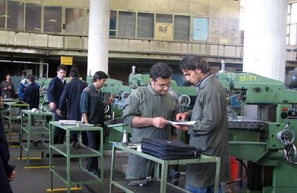 بحران تحصیل کرده های بیکار/ آیا کارورزی و کار آموزی  چاره کار اشتغال جوانان است؟