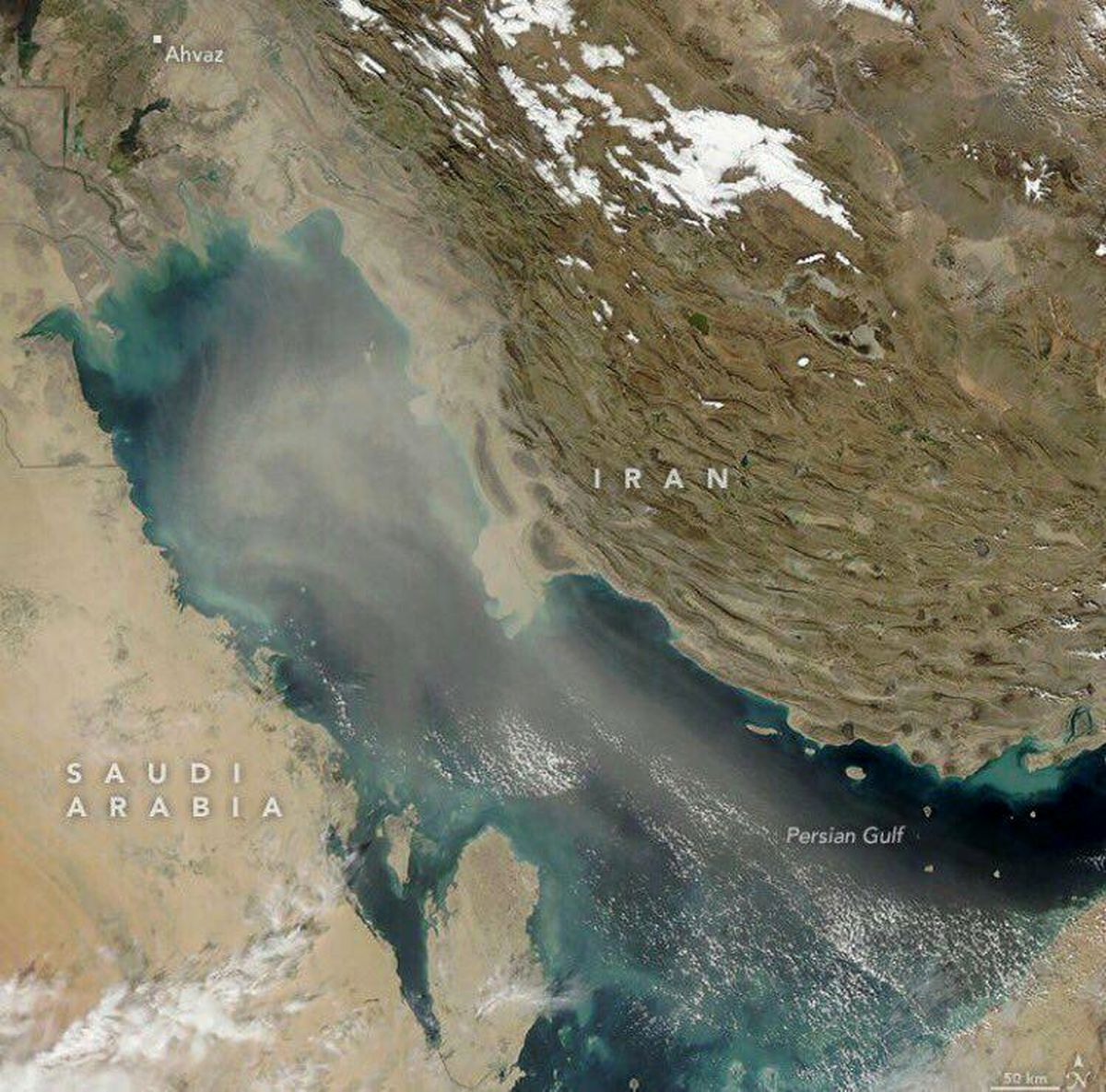 عکس: ابری از گردوغبار روی آسمان خوزستان