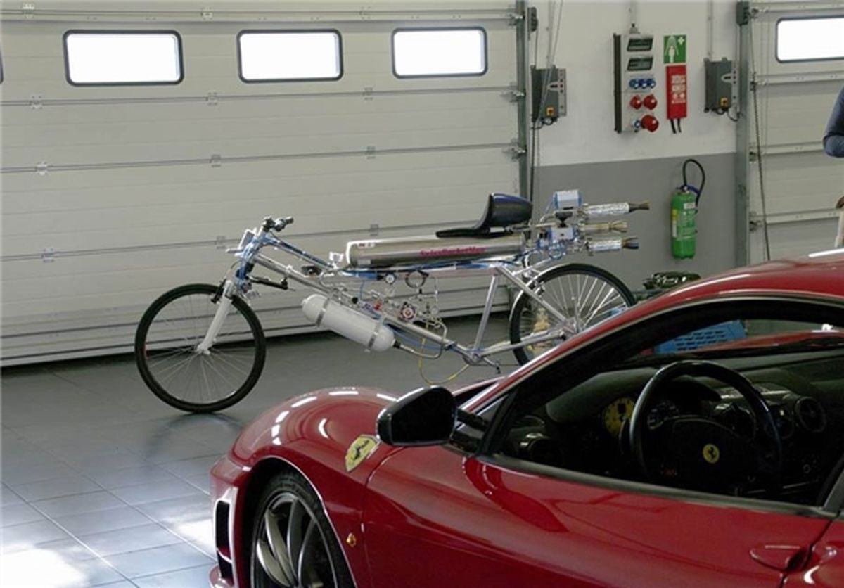 رقابت دوچرخه‌ با فِراری/تصاویر