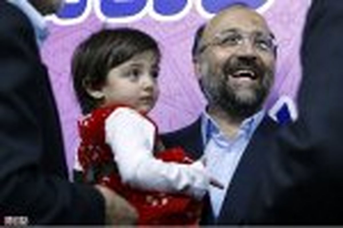 فرشيدي، خير مدرسه‌ساز شد