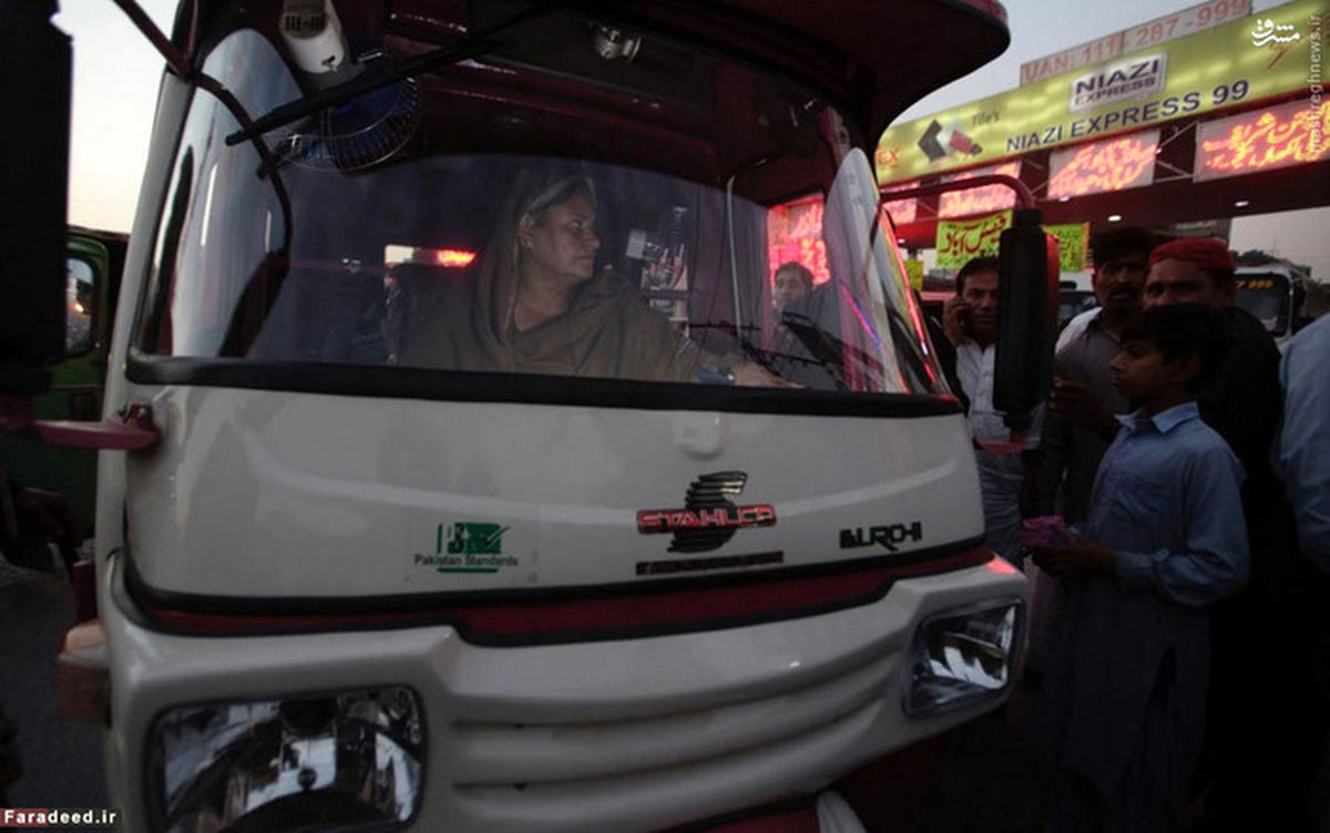 تاکسی زنان در پاکستان +تصاویر