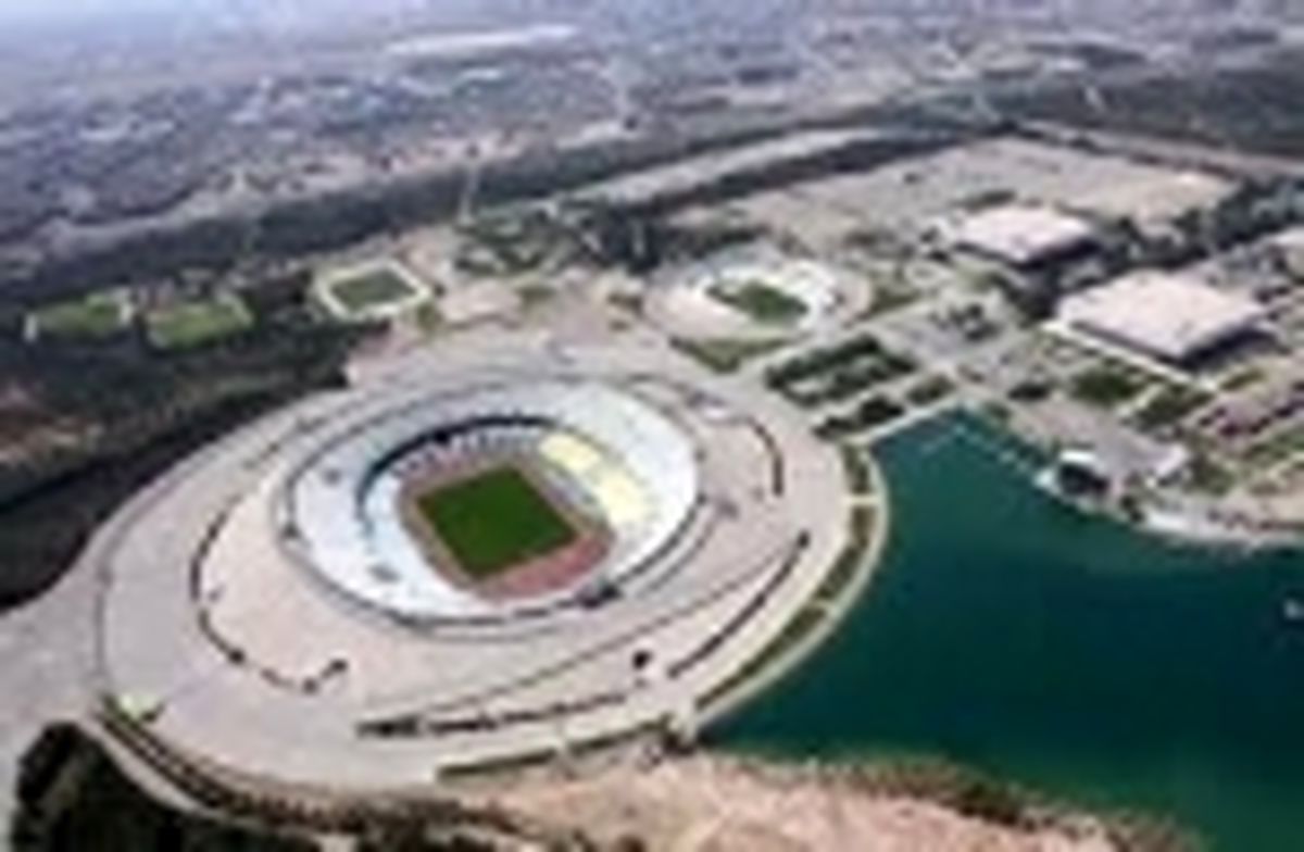 از مهلت يك روزه دريافت اسناد تا سنگ اندازي پيش پاي متقاضي