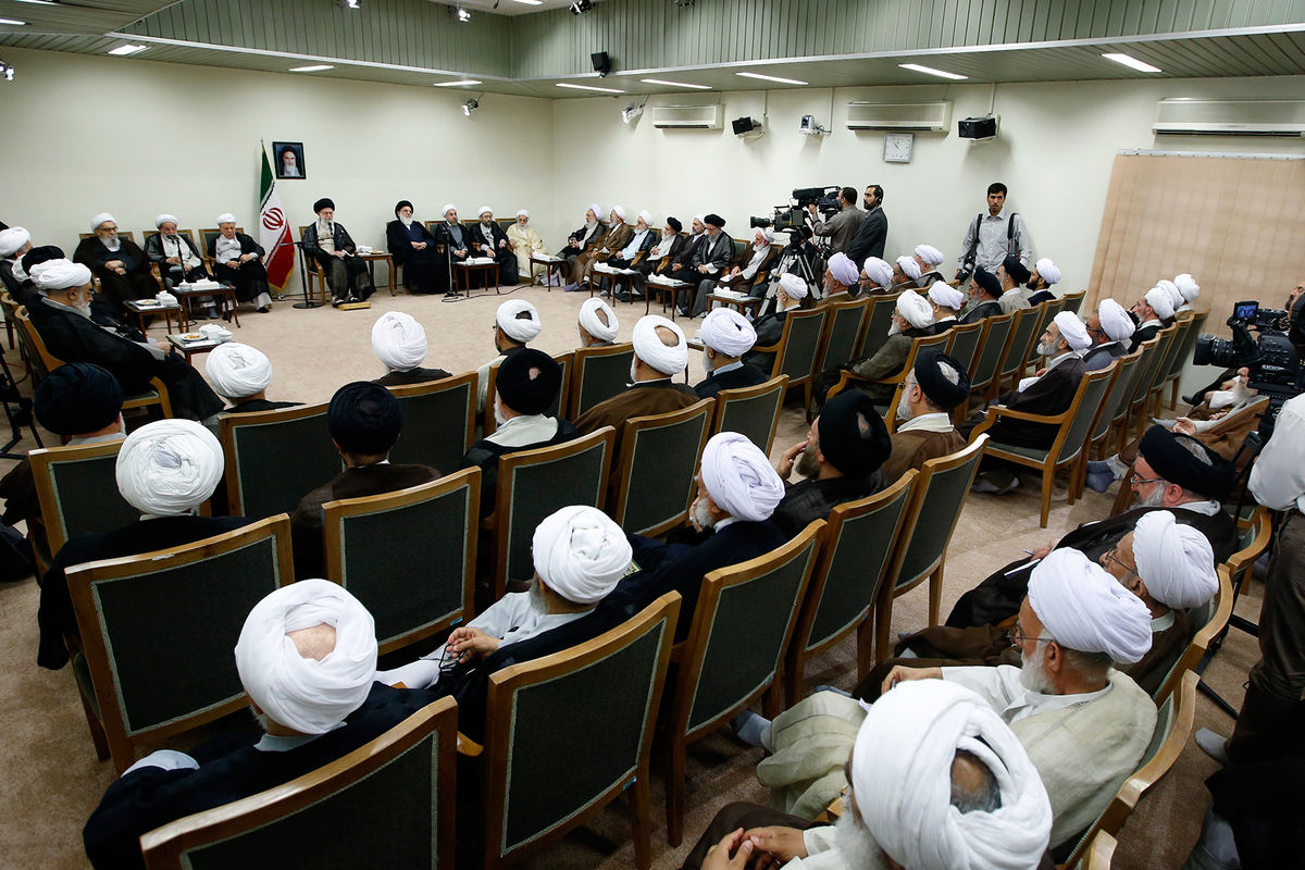 دیدار اعضای خبرگان با رهبر انقلاب/تصاویر