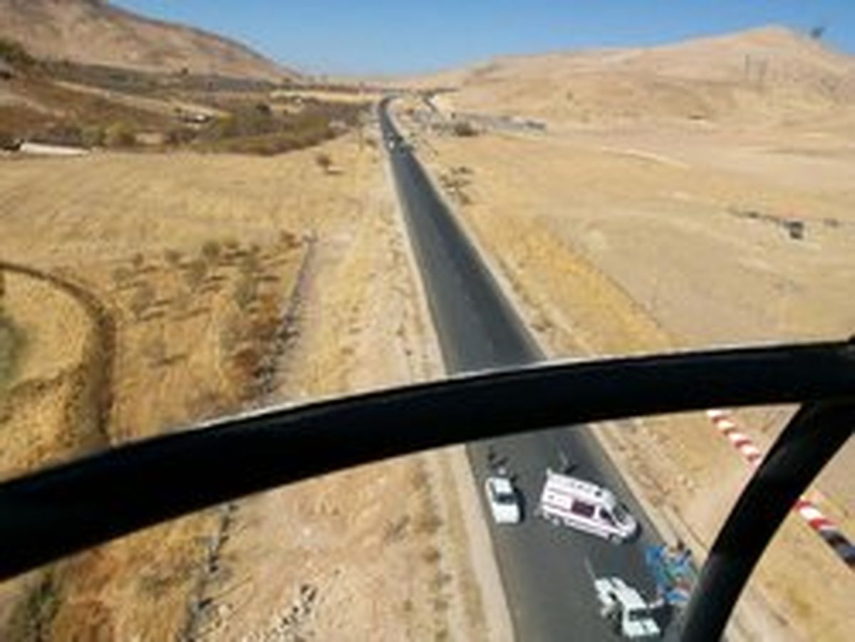 واژگونی خودروی حامل دانش آموز و آموزگار در یاسوج