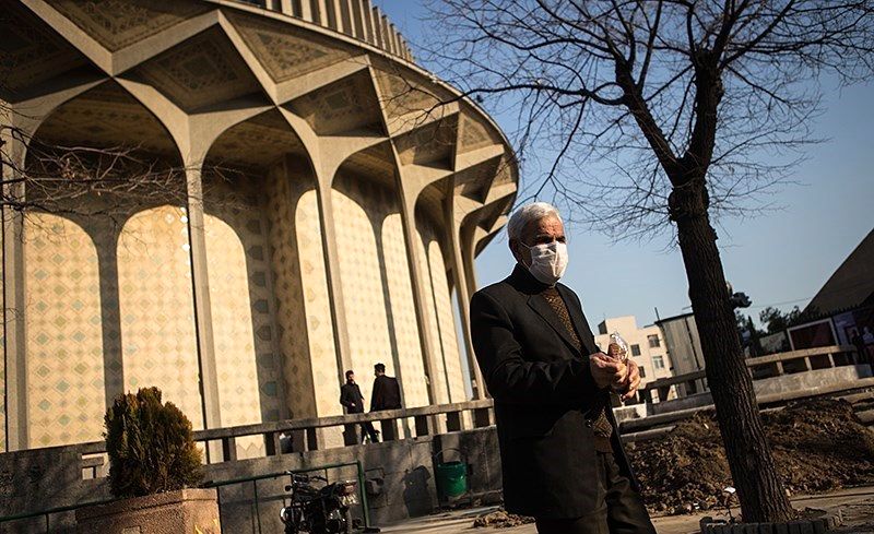 وضعیت آلودگی هوای تهران قرمز شد/ وعده های سازمان محیط زیست روی زمین ماند+ نمودار و تصاویر