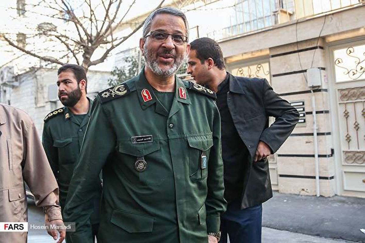 درباره یک سخن نسنجیده از سردار غیب پرور: با وجود برونسیها به رستم نیازی نداریم/ چرا به دنبال حل مشکلی هستید که وجود ندارد؟ / آیا میان رستم و شهدا مقایسهای صورت گرفته که شما به دنبال حل کردن آن هستید؟/یک بار دیگر نگاه رهبرانقلاب به این مساله را مرور کنید