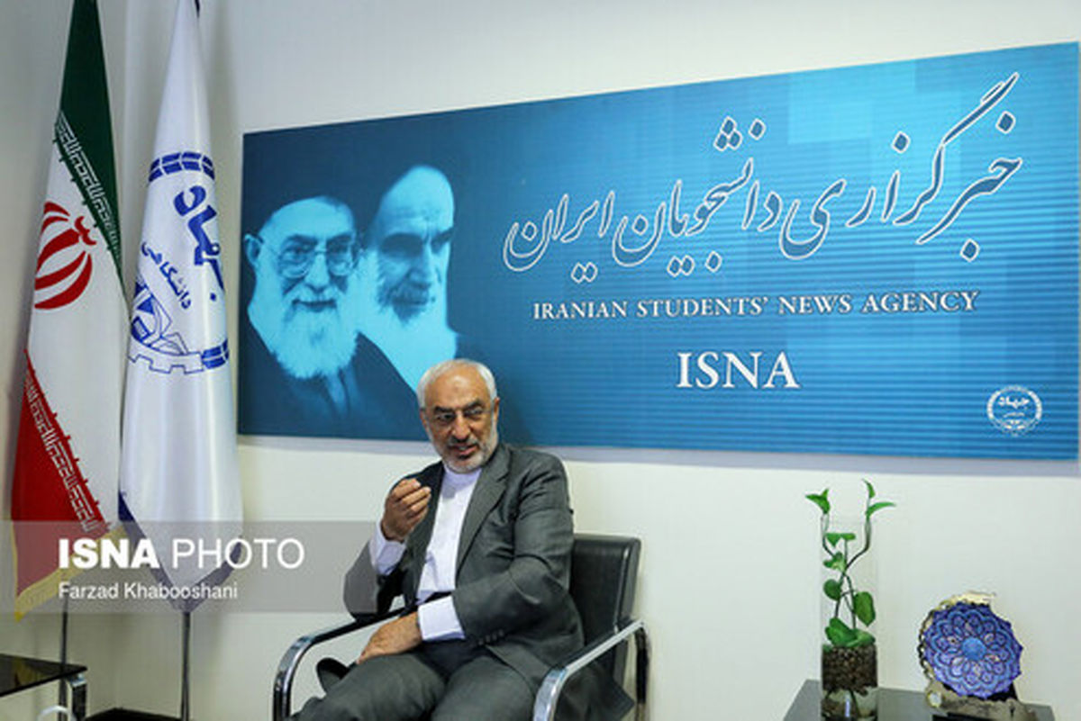 تعطیلی کلاس‌های درس، باید تا پایان فروردین ماه تمدید شود