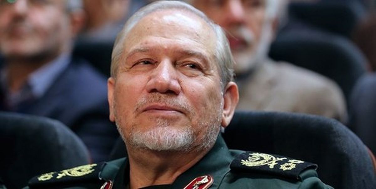 سرلشکر صفوی: شلیک اولین تیر در خلیج فارس نفت را ۱۰۰ دلار خواهد کرد