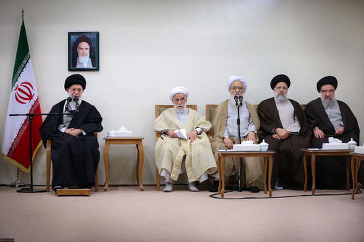 رهبر انقلاب: آمریکا دست به تهاجم حداکثری زده است/ مرزبندی با دشمن بسیار لازم است/افراد در داخل به بهانه اختلافنظر دشمنی نکنند
