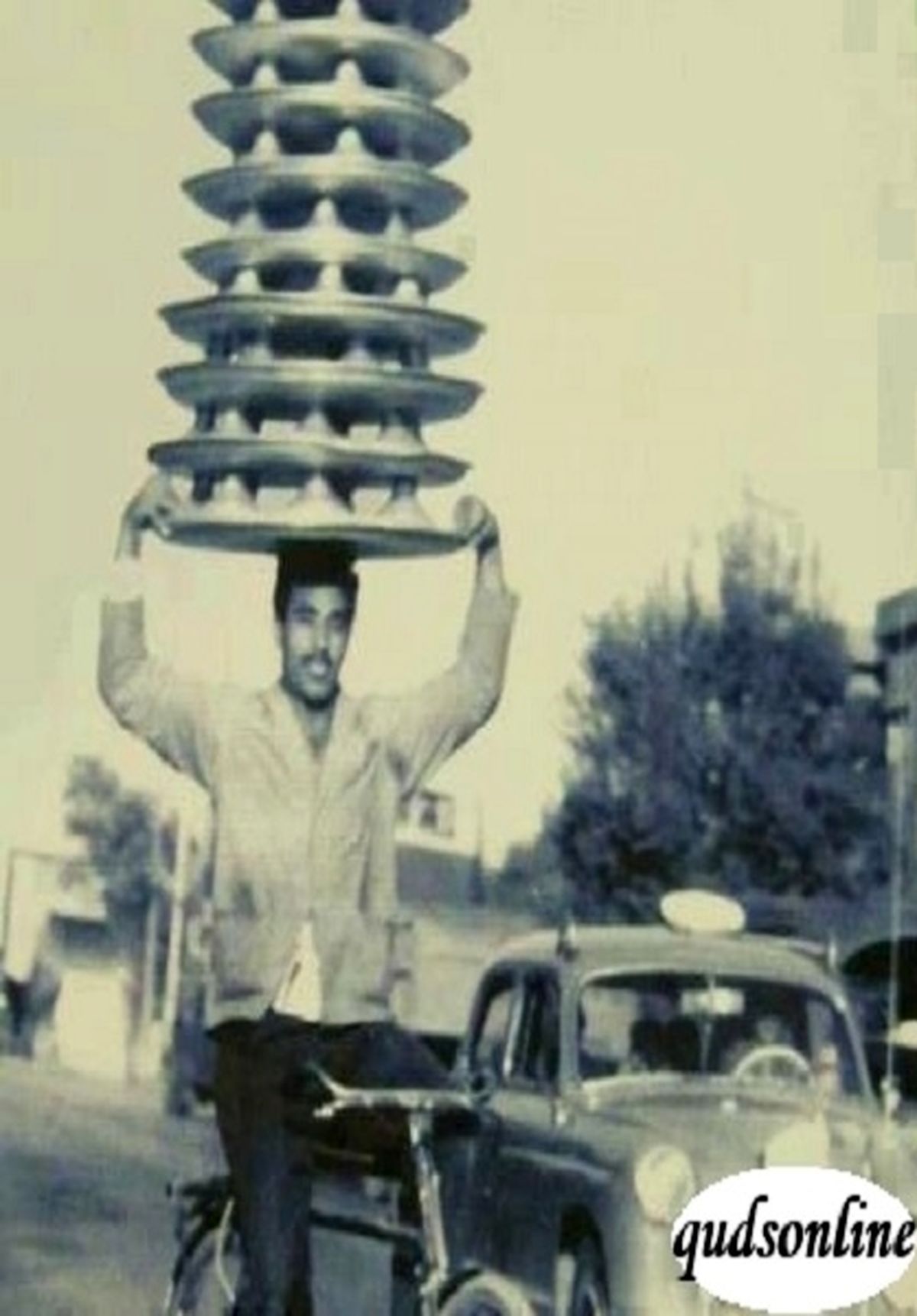 پیک غذا 50 سال پیش!/عکس
