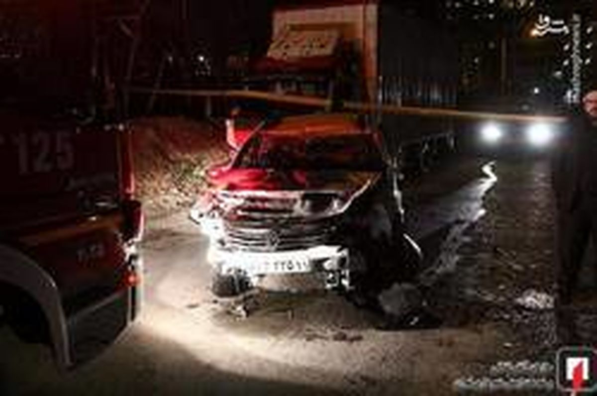 عکس: پرواز پراید به روی دیوار در سعادت‌آباد