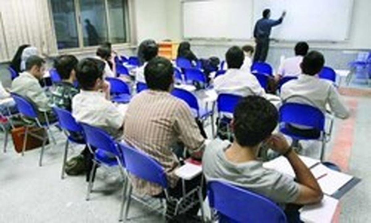 بلاتکلیفی ۲۰۰۰ پرونده نقل و انتقالات دانشجویان